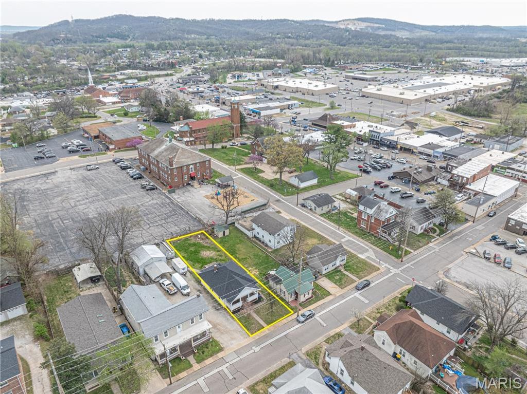 Photo of 212 N Adams Street, Festus, MO 63028 (MLS # 26017467)