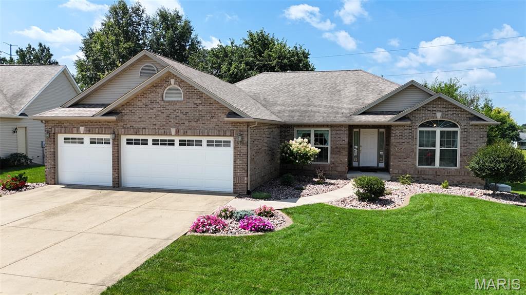Photo 1 of 50 — 7525 Stonebridge Golf Drive, Maryville, IL 62062