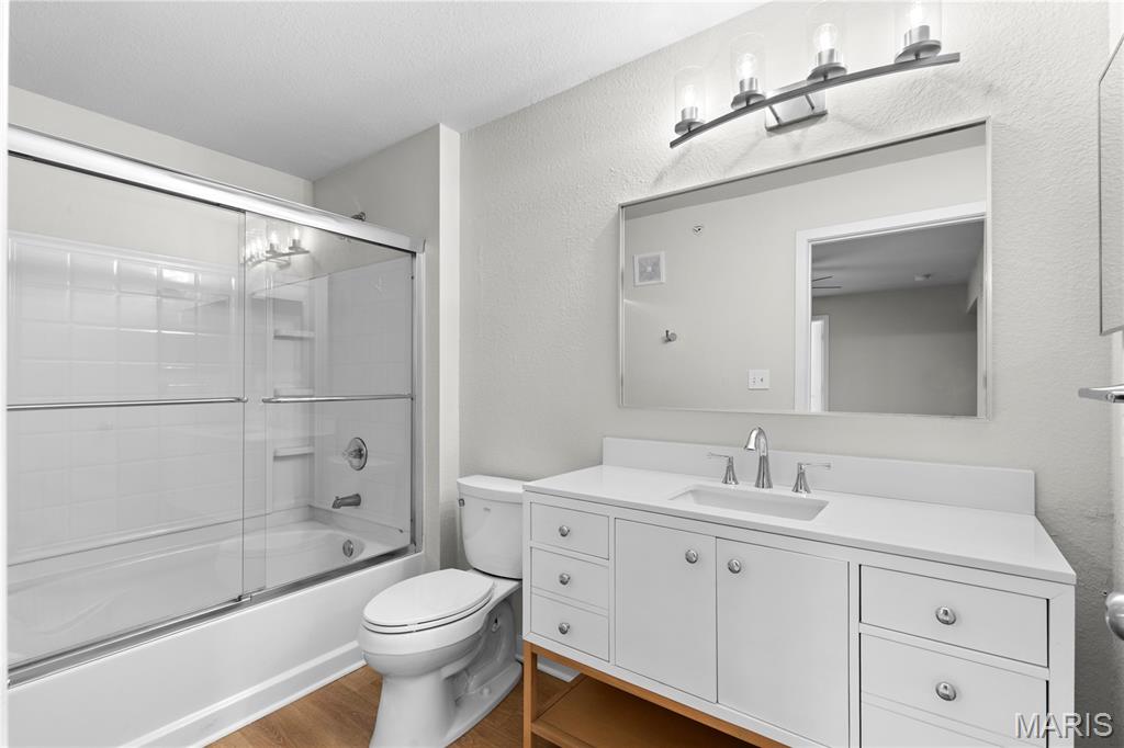 Loft Condo At Station Plaza The - Residential