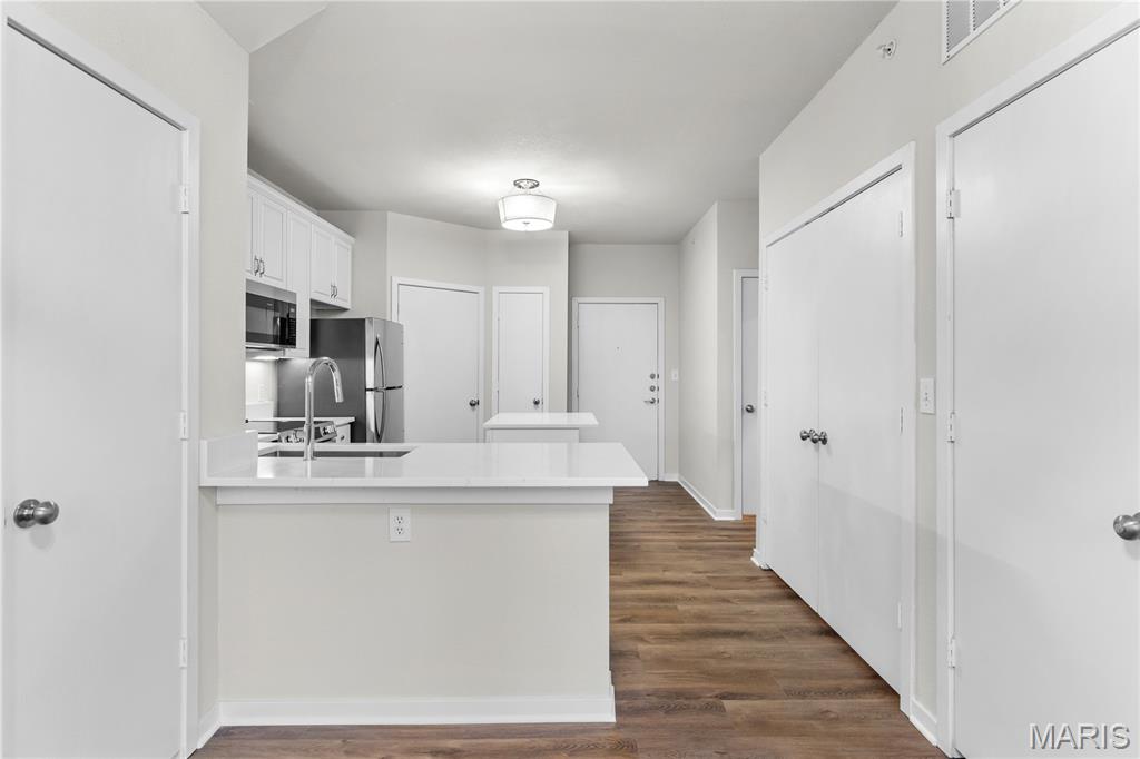 Loft Condo At Station Plaza The - Residential