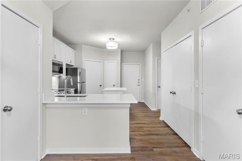 Tiny photo for 200 S Kirkwood Road #308, Kirkwood, MO 63122 (MLS # 26031017)