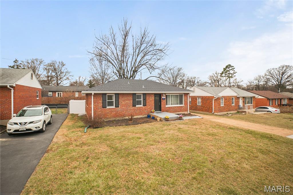 Larchmont - Residential