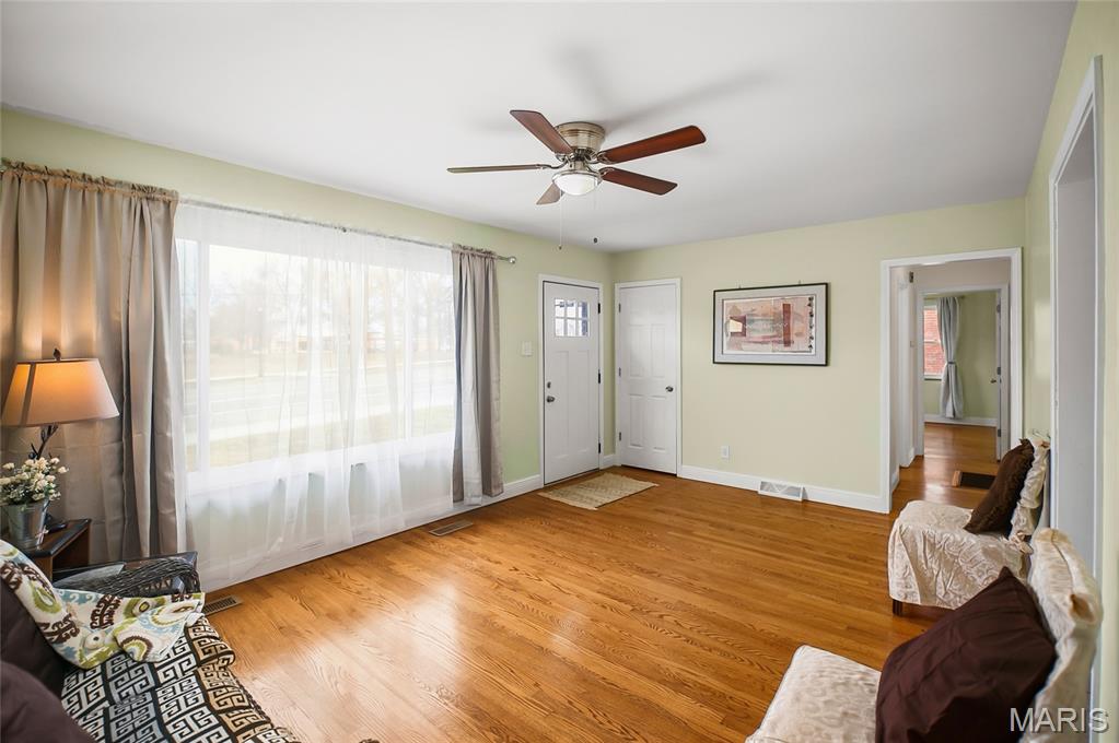 Larchmont - Residential