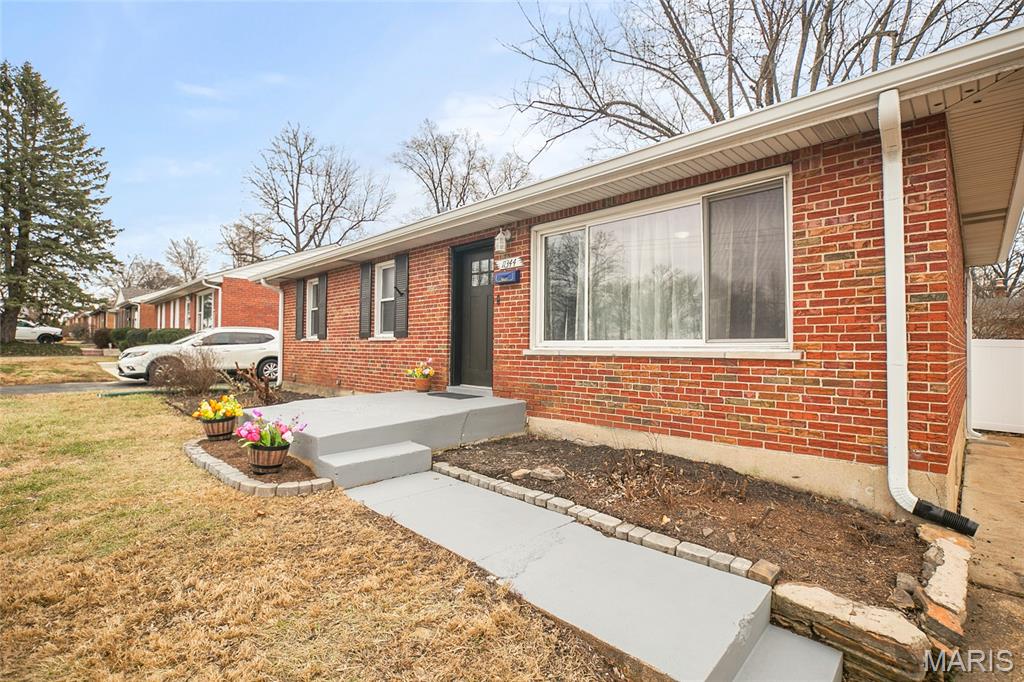 Larchmont - Residential