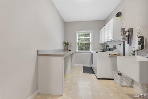 Tiny photo for 1109 Windridge Estates Lane, Chesterfield, MO 63005 (MLS # 26055553)