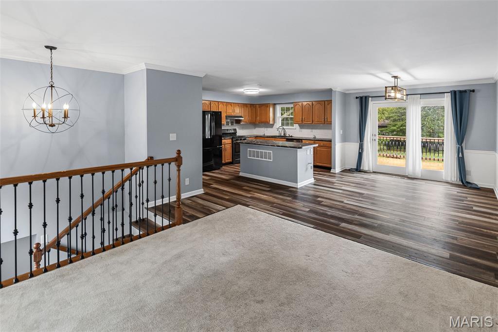 908 Long Branch Road