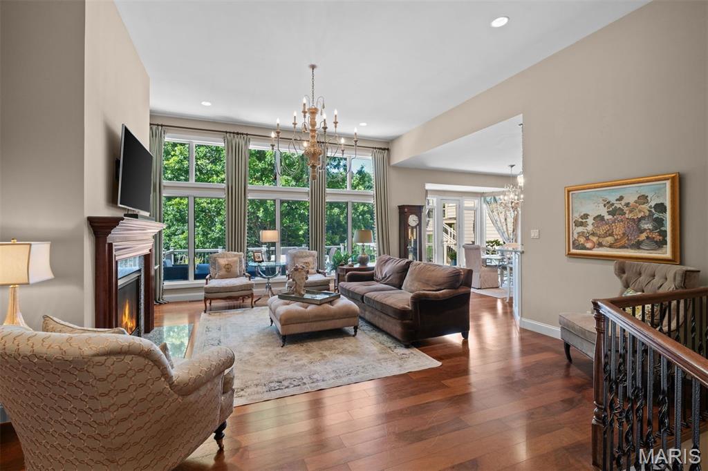 195 Kendall Bluff Court