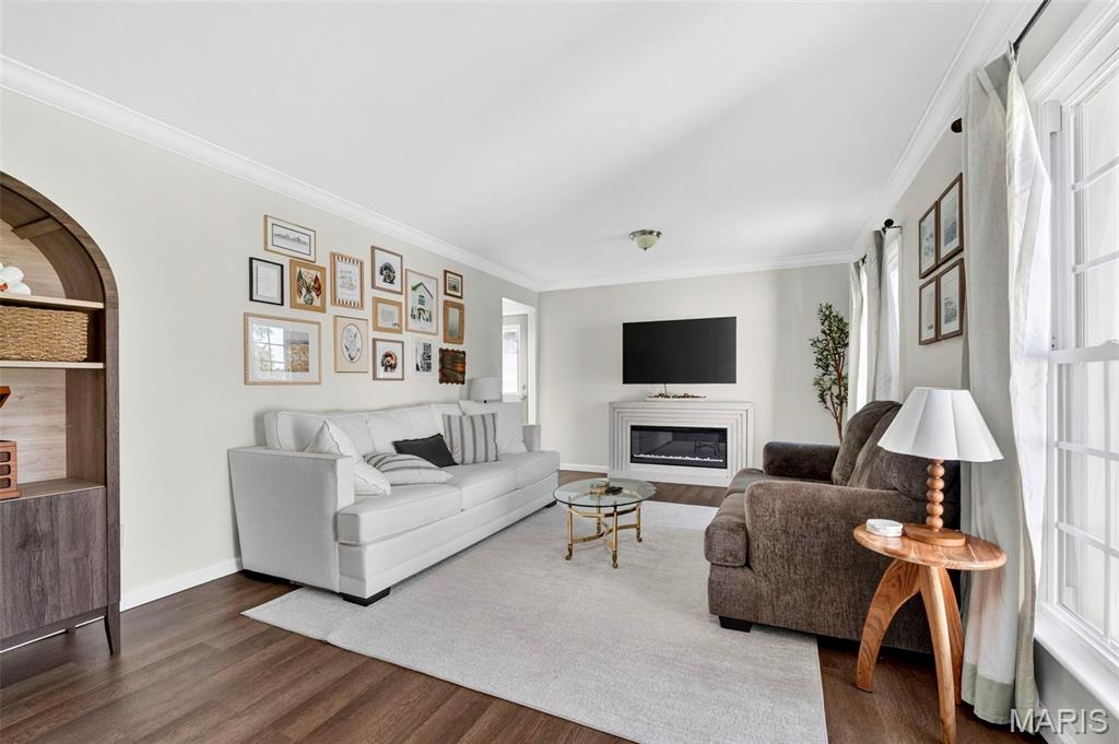 375 Novara Drive