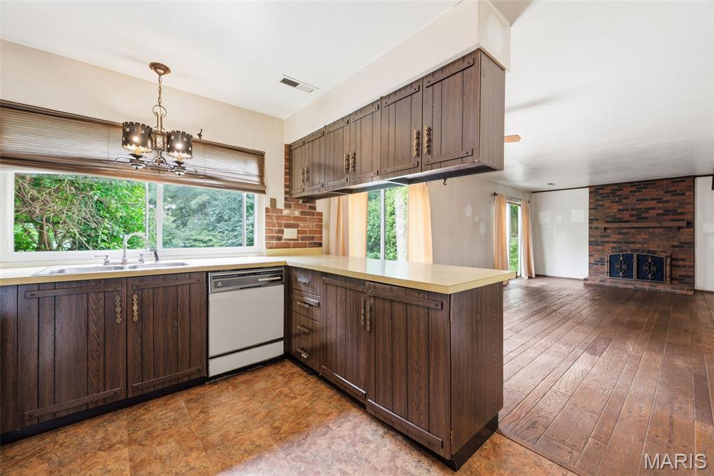 Fox Glen 2 - Residential