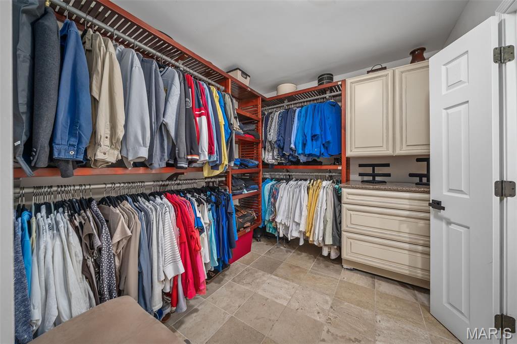 Lake St Louis - Residential