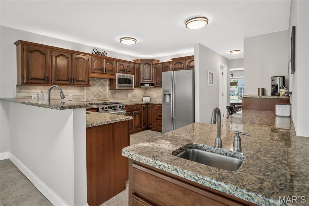 Lake St Louis - Residential