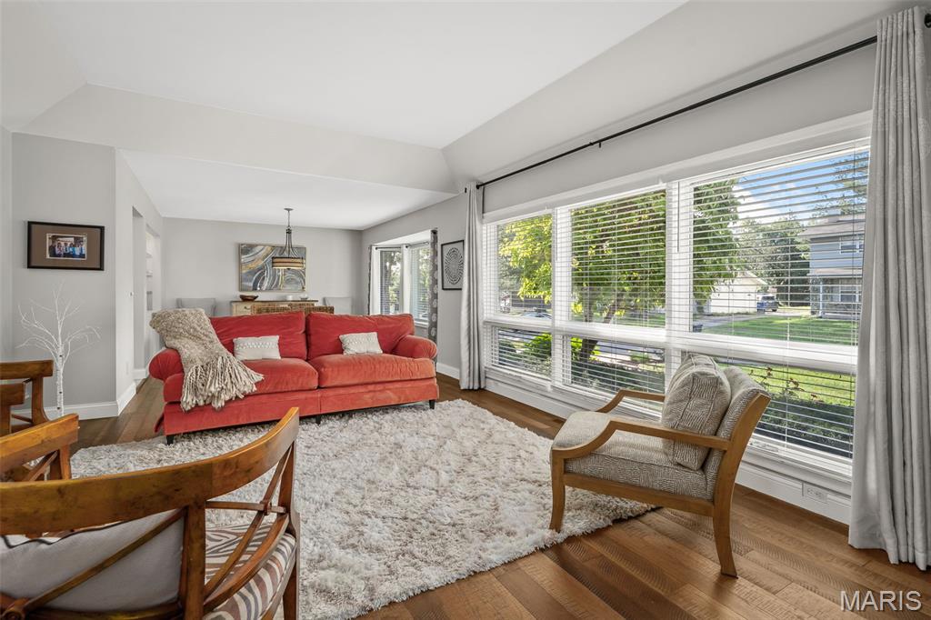 Lake St Louis - Residential