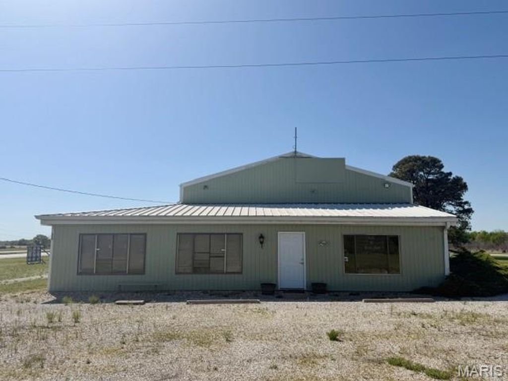 Photo of 352 Booneslick Road, New Florence, MO 63363 (MLS # 26023881)