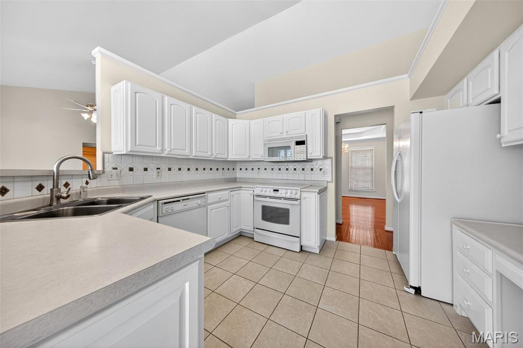 Estates At Lexington Gardens One - Residential