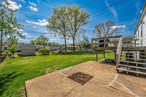 Tiny photo for 28 James Court, Ballwin, MO 63021 (MLS # 26020192)