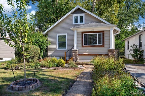 Photo of 3448 Commonwealth Avenue, St Louis, MO 63143 (MLS # 26058214)