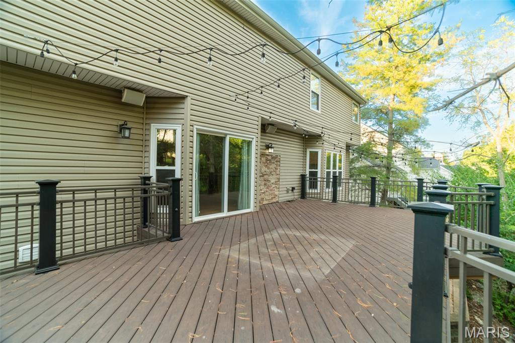 Ballwin, Missouri 63021, United States, 5 Bedrooms Bedrooms, ,4 BathroomsBathrooms,Residential,Active,227954