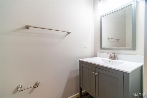 Tiny photo for 570 Castle Ridge Drive, Ballwin, MO 63021 (MLS # 25070222)