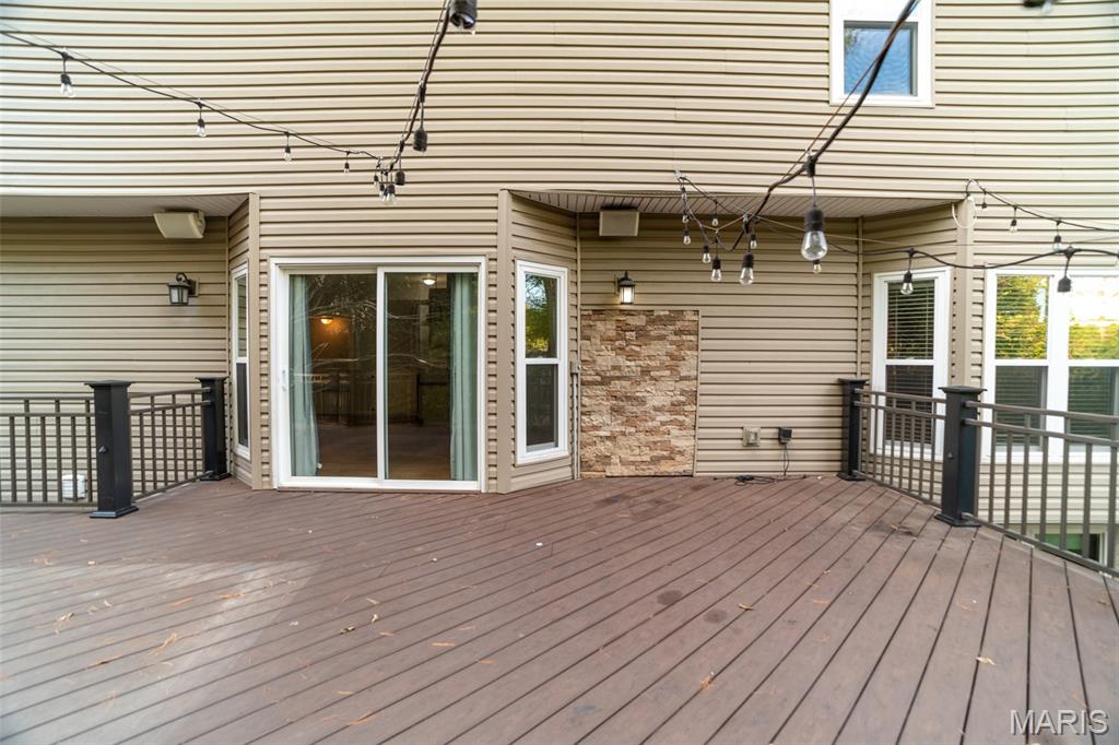 Ballwin, Missouri 63021, United States, 5 Bedrooms Bedrooms, ,4 BathroomsBathrooms,Residential,Active,227954