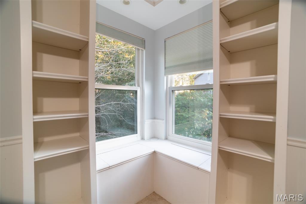 Ballwin, Missouri 63021, United States, 5 Bedrooms Bedrooms, ,4 BathroomsBathrooms,Residential,Active,227954