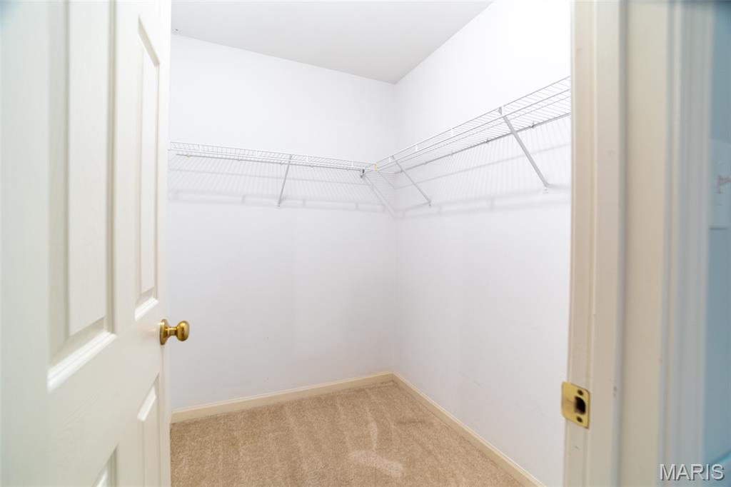 Ballwin, Missouri 63021, United States, 5 Bedrooms Bedrooms, ,4 BathroomsBathrooms,Residential,Active,227954