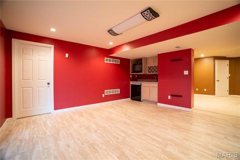 Tiny photo for 570 Castle Ridge Drive, Ballwin, MO 63021 (MLS # 25070222)