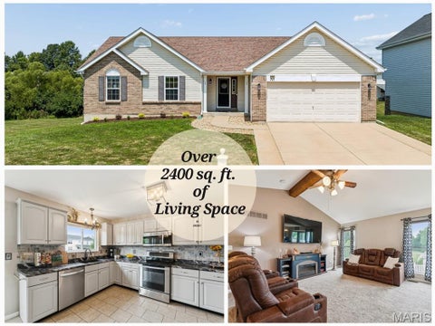 Photo of 711 Wenstone Crossing Way, Wentzville, MO 63385 (MLS # 26035159)