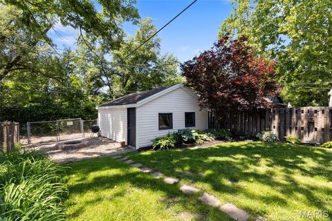 Tiny photo for 5928 De Giverville Avenue, St Louis, MO 63112 (MLS # 26024549)
