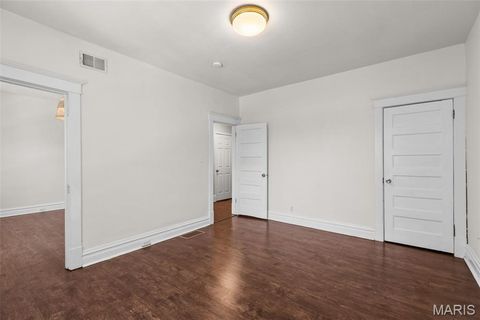 Tiny photo for 5928 De Giverville Avenue, St Louis, MO 63112 (MLS # 26024549)