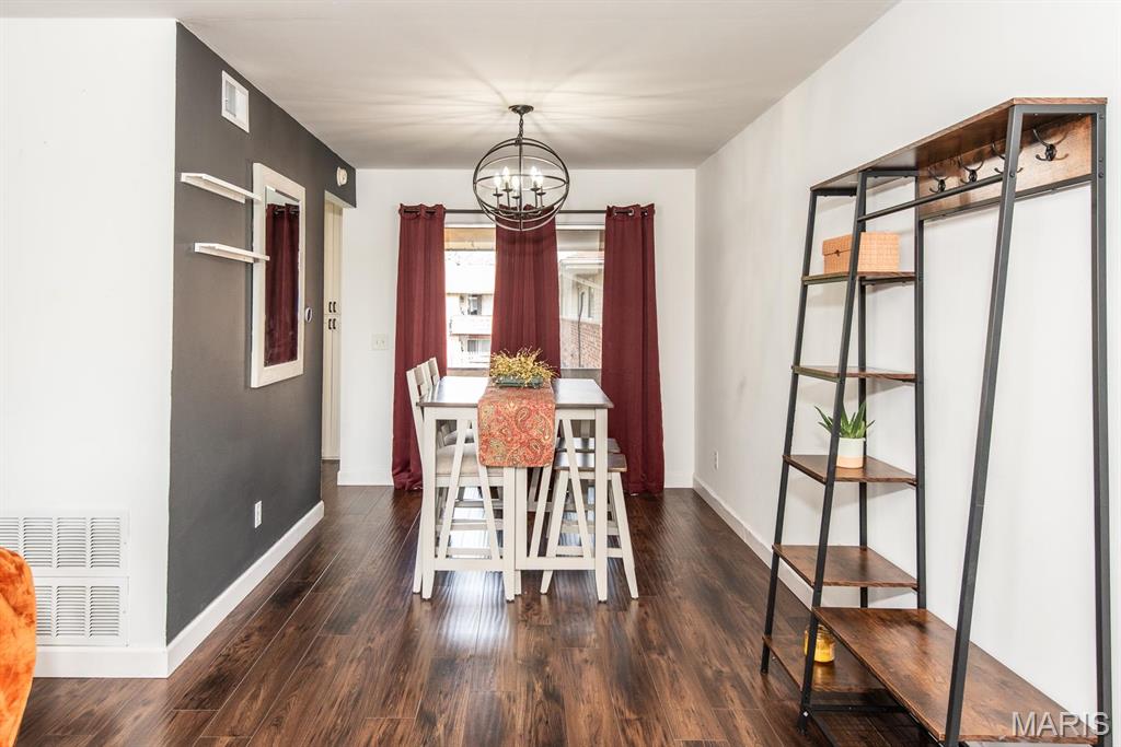 Bridgeton, Missouri 63044, United States, 2 Bedrooms Bedrooms, ,1 BathroomBathrooms,Residential,Active,119403