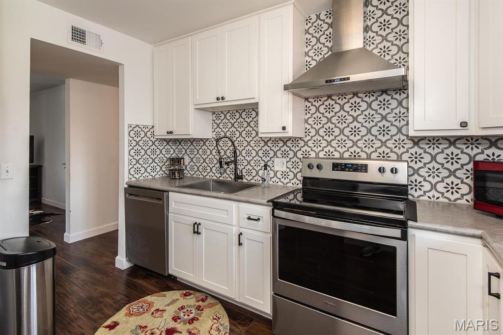 Bridgeton, Missouri 63044, United States, 2 Bedrooms Bedrooms, ,1 BathroomBathrooms,Residential,Active,119403