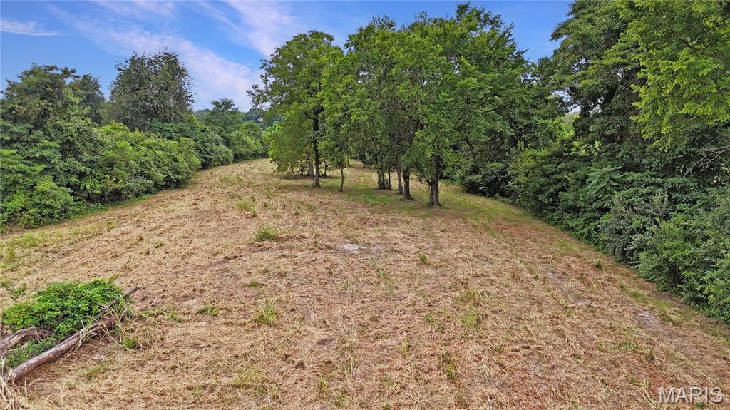 5886 Sugar Loaf Road