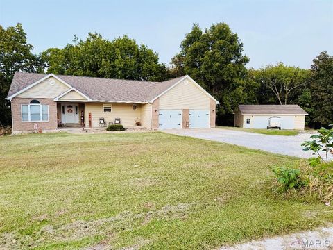 Photo of 16815 Pike 9289, Bowling Green, MO 63334 (MLS # 25068454)