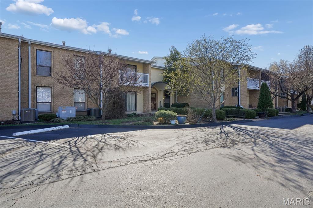 Chestnut Run Condo - Residential