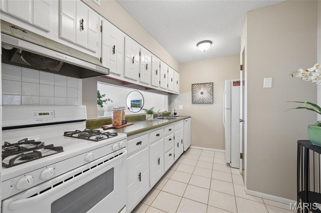 Chestnut Run Condo - Residential