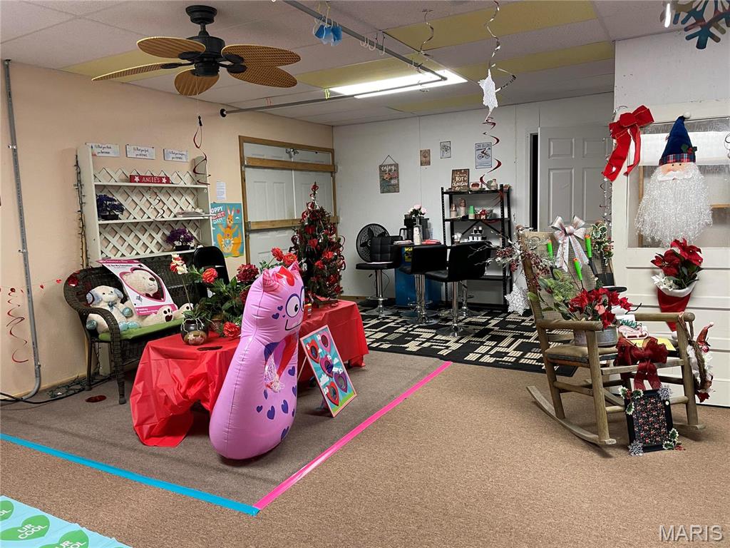 n/a - Commercial Sale