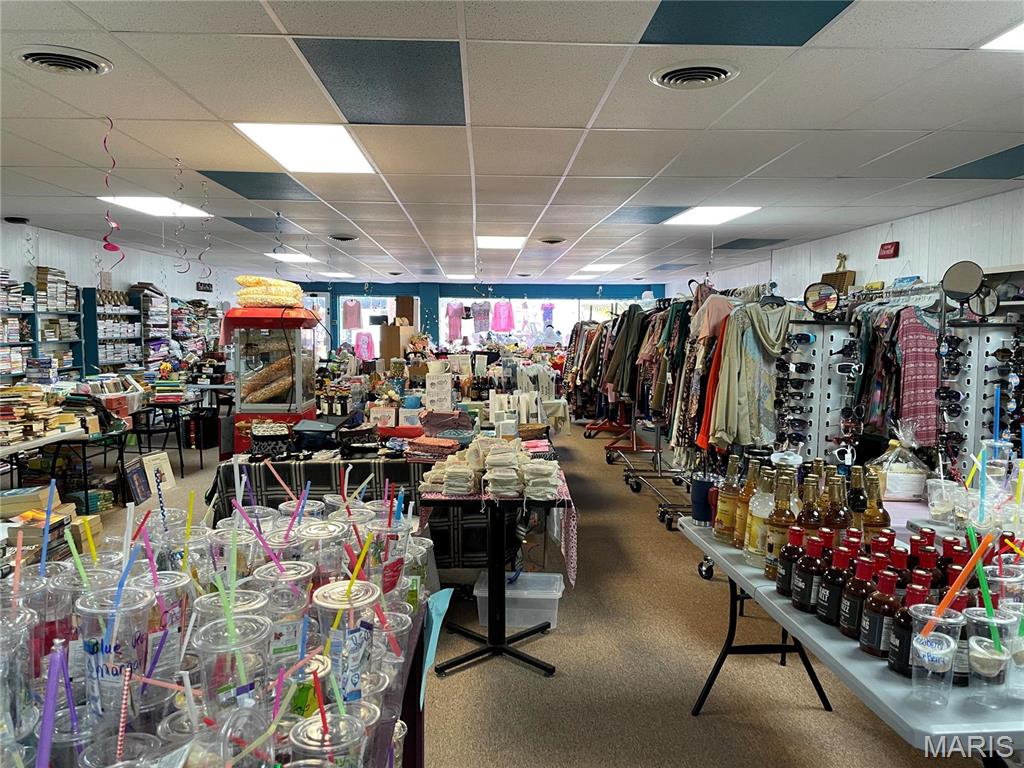n/a - Commercial Sale