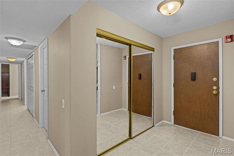 Tiny photo for 539 Coeur De Royale Drive #408, Creve Coeur, MO 63141 (MLS # 25072408)