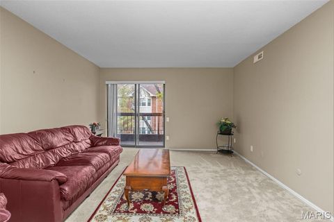 Tiny photo for 539 Coeur De Royale Drive #408, Creve Coeur, MO 63141 (MLS # 25072408)