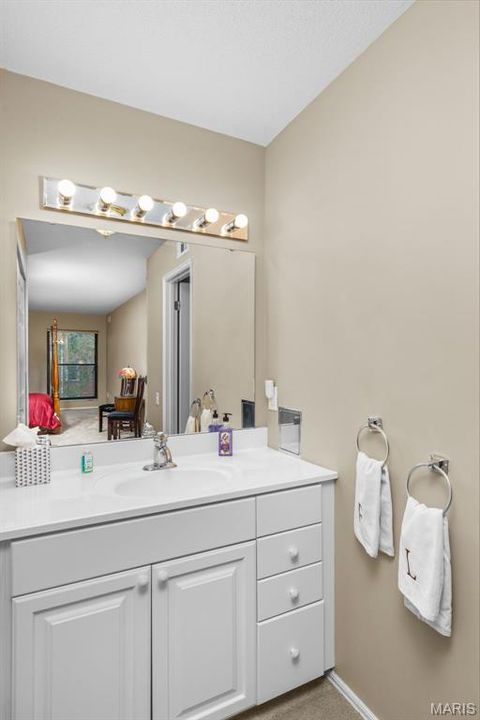 Tiny photo for 539 Coeur De Royale Drive #408, Creve Coeur, MO 63141 (MLS # 25072408)