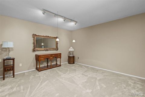 Tiny photo for 539 Coeur De Royale Drive #408, Creve Coeur, MO 63141 (MLS # 25072408)