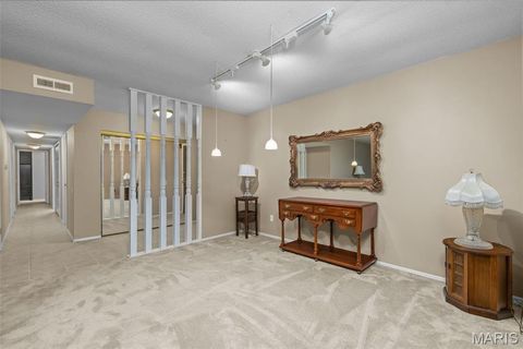 Tiny photo for 539 Coeur De Royale Drive #408, Creve Coeur, MO 63141 (MLS # 25072408)