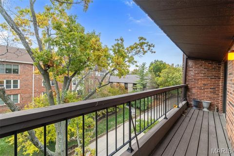 Tiny photo for 539 Coeur De Royale Drive #408, Creve Coeur, MO 63141 (MLS # 25072408)