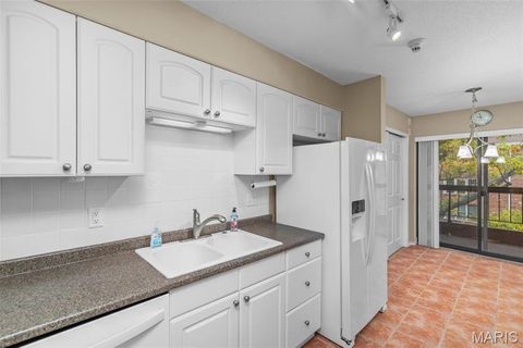 Tiny photo for 539 Coeur De Royale Drive #408, Creve Coeur, MO 63141 (MLS # 25072408)