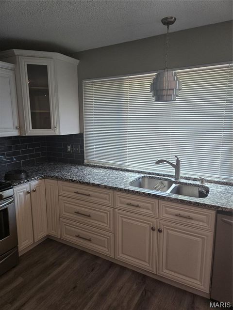 Tiny photo for 6813 Coachlight Square Court, Florissant, MO 63033 (MLS # 26042082)