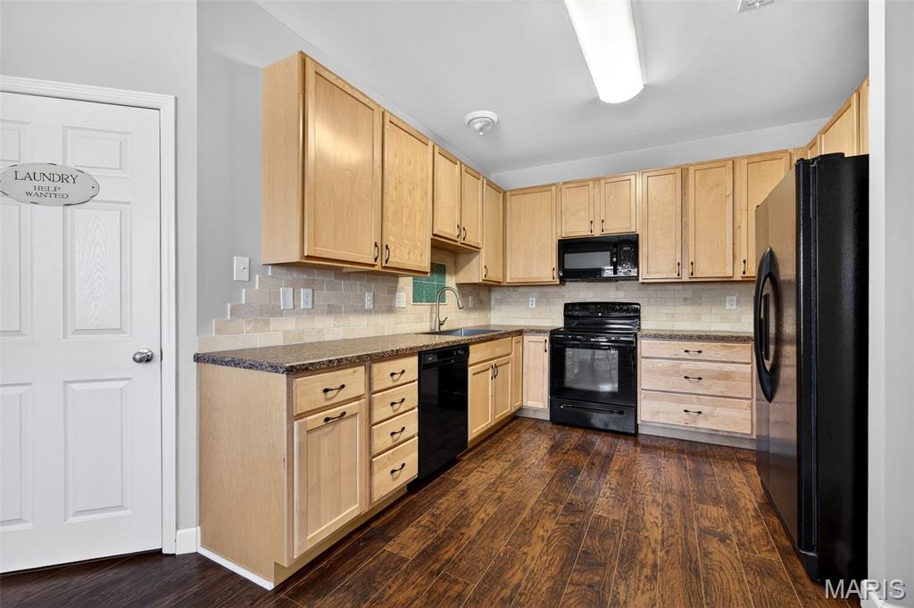 Carlton Glen Estate #1 - Residential