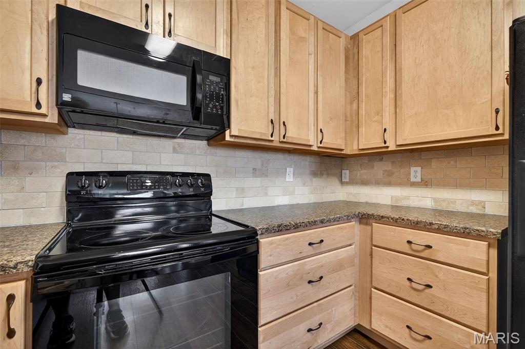 Carlton Glen Estate #1 - Residential