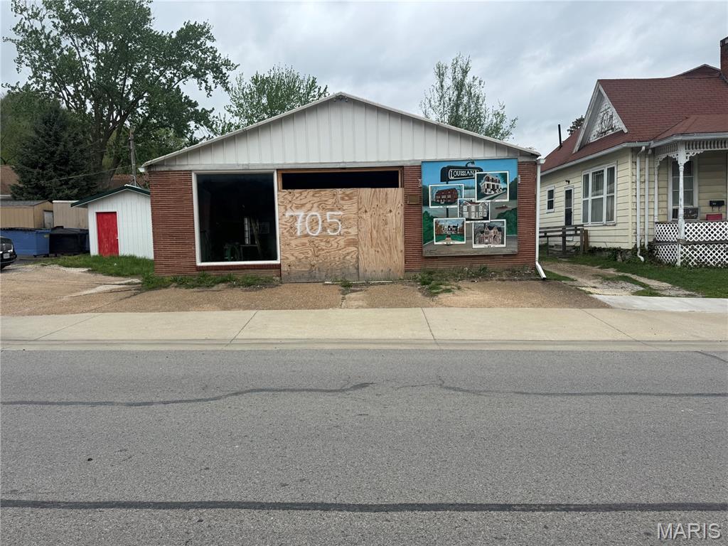 none - Commercial Sale