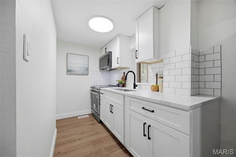 Tiny photo for 125 E Frisco Avenue, Webster Groves, MO 63119 (MLS # 26064709)