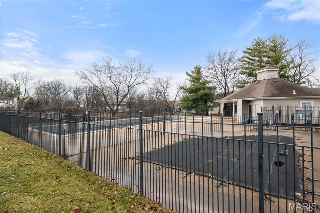 River Oaks Estates Two-A - Residential